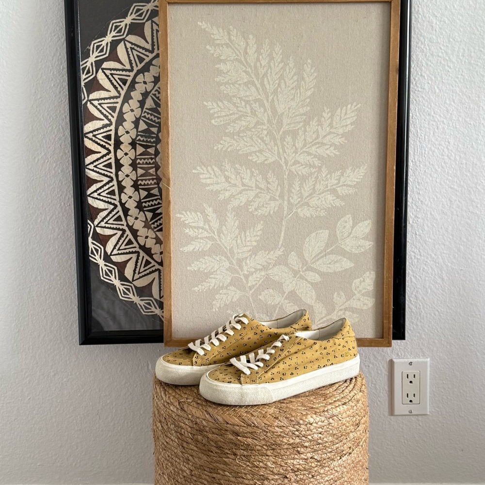 Madewell Golden Yellow Leopard Print Lace Up Sneakers - Size 8 Women’s - Picture 3 of 7